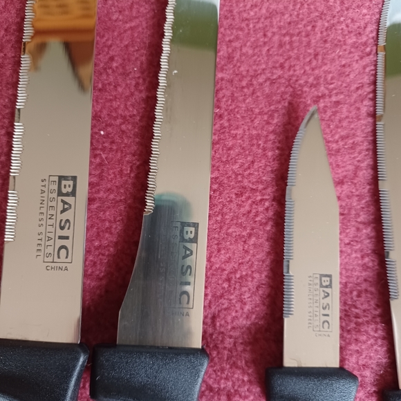 Kitchen knife set, Basic Essentials 12 pc. Set - Picture 4 of 5